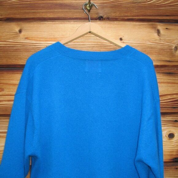 Crush 100 % Cashmere V Neck Sweater - Picture 6 of 9